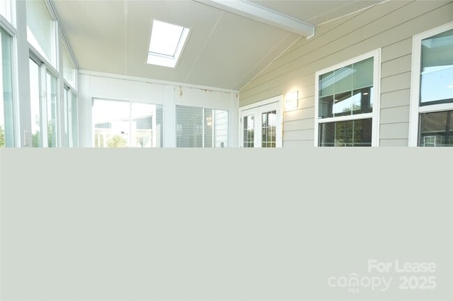Building Photo - 11622 Gilroy Ln