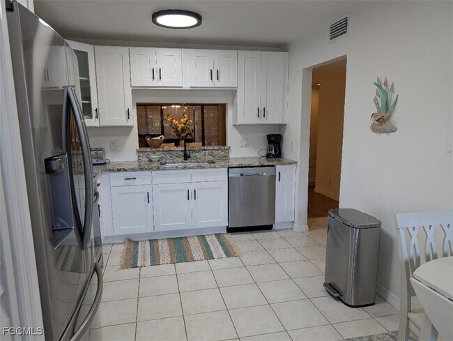 Building Photo - 15493 Admiralty Cir