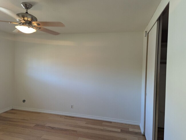 Building Photo - 3 Bedroom 2 Bathroom Home In San Diego
