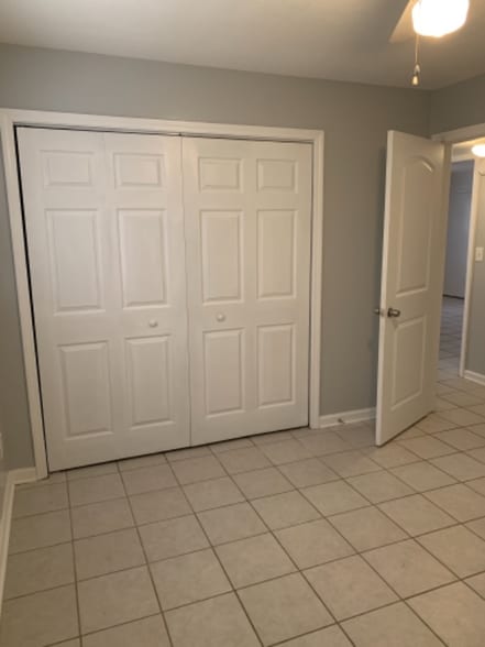 Building Photo - 774 Acosta St