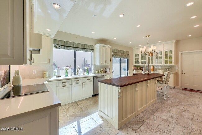 Building Photo - 10477 N 101st Pl