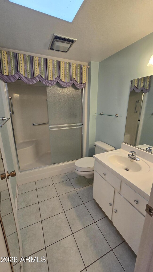 Building Photo - 9839 W Cedar Dr