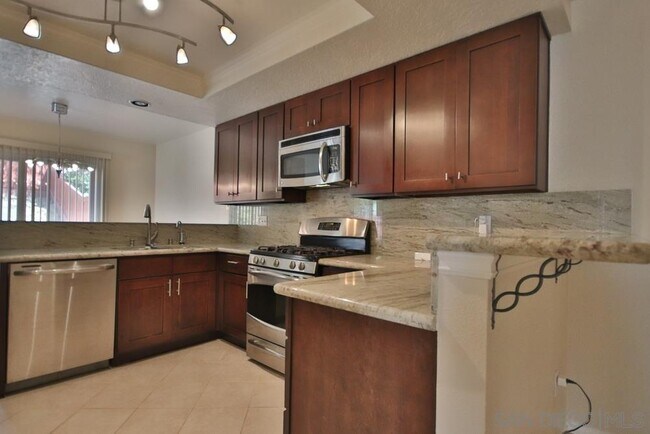 Building Photo - 4080 Carmel Brooks Way