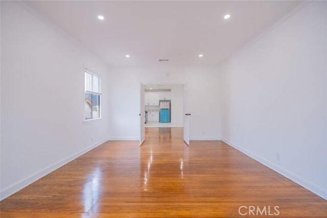 Building Photo - 418 N Hill Ave