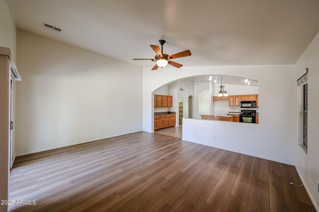 Building Photo - 13398 N 177th Dr