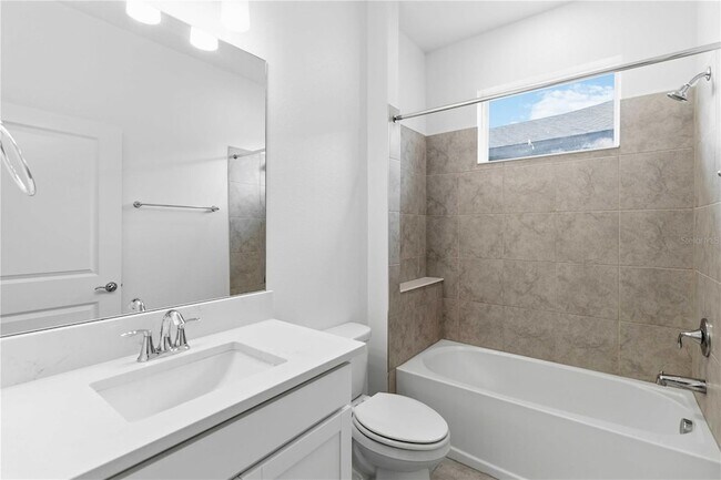 Building Photo - 4848 Shady Pnes Dr