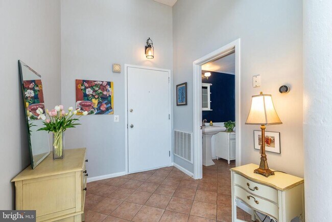 Building Photo - 314 N 12th St