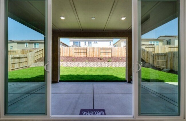 Building Photo - 4656 Streambed Dr