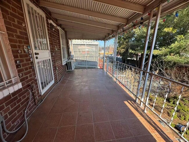 Building Photo - 47-19 213th St