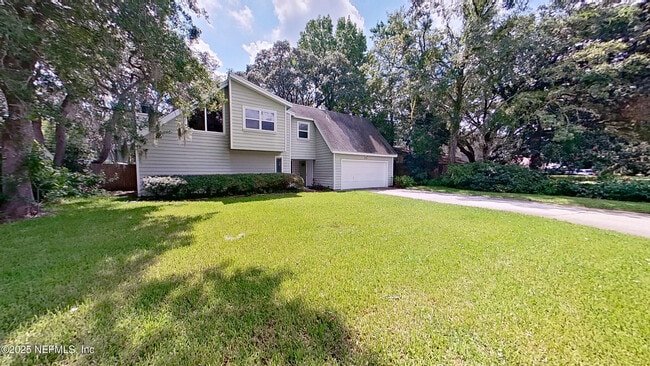Building Photo - 1115 Hamlet Ct