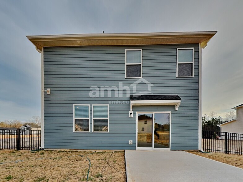 Building Photo - 6042 Rosemore Ln