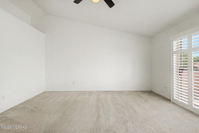 Building Photo - 2656 W Mountain Heights Ct