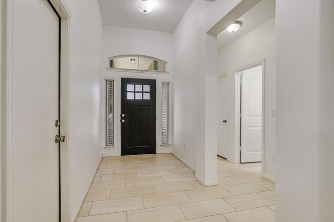 Building Photo - 14209 Marathon Rd