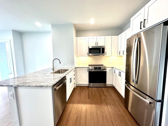 Building Photo - 45 E Central St