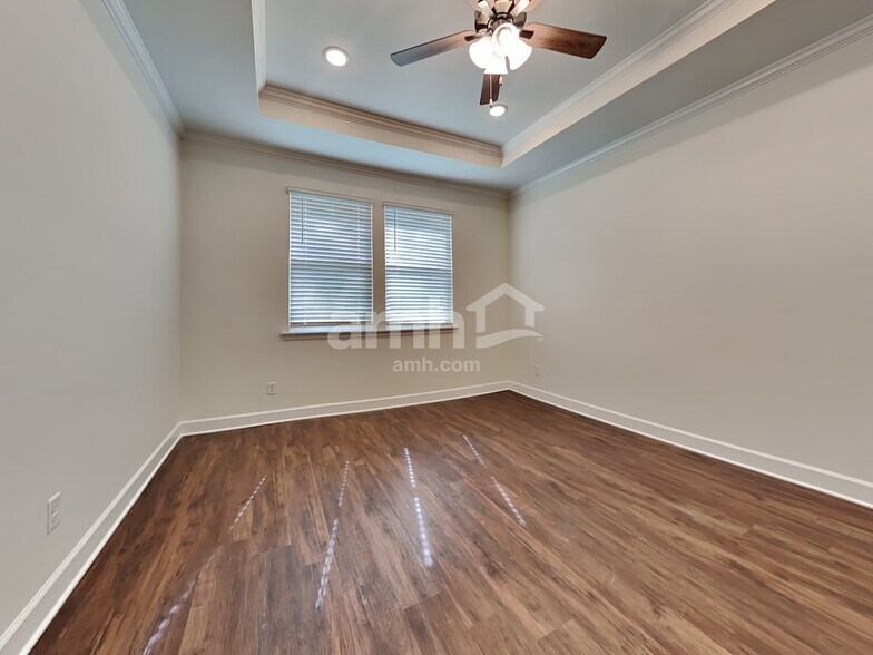 Building Photo - 12331 Paperbark Pl