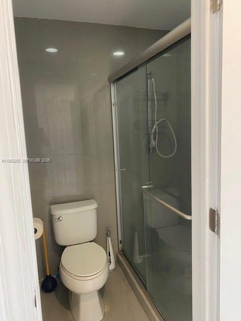 Building Photo - 215 SE 3rd Ave