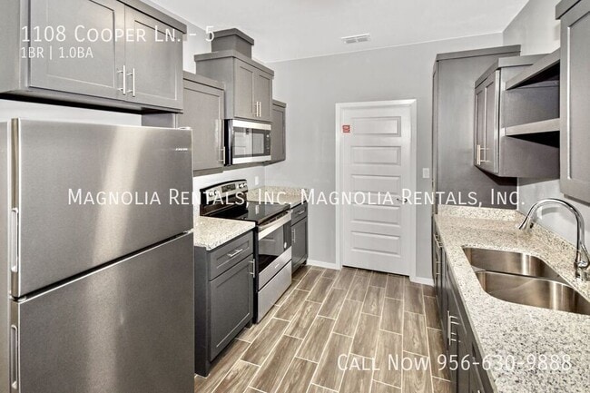 Building Photo - 1108 Cooper Ln