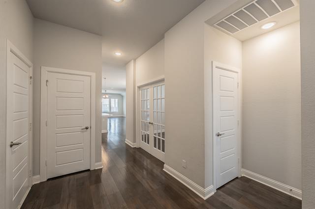 Building Photo - 7500 Winterbloom Wy