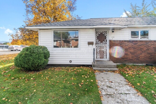 Primary Photo - 628 E Euclid Ave