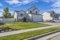 Building Photo - 5419 S 4125 W
