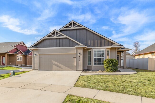 Building Photo - 911 N Scottish St