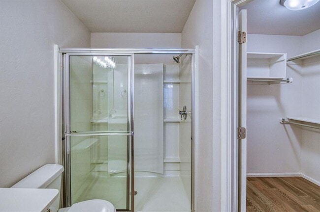 Building Photo - 3232 Mt Nebo Dr