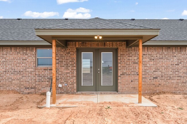 Building Photo - New Construction Home In Idalou ISD!