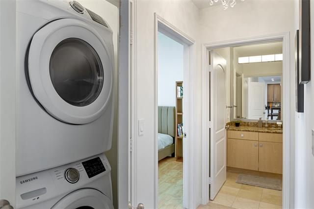 Building Photo - 3225 Turtle Creek Blvd