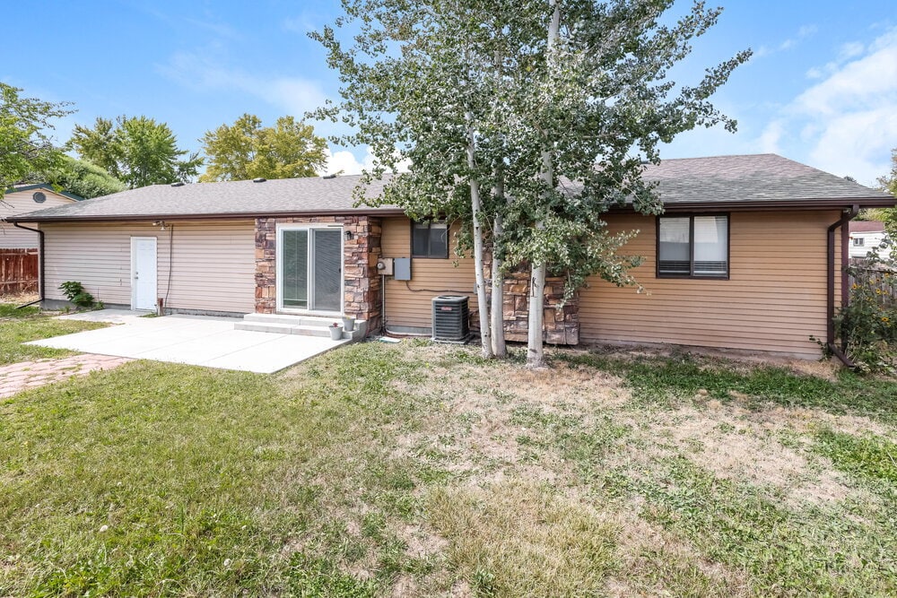 Building Photo - 9709 E Annalyn Dr