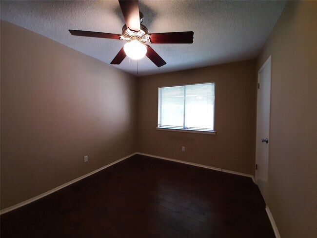 Building Photo - 25531 Chapel Ridge Ln