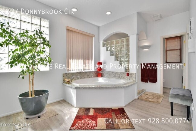 Building Photo - 637 Donnybrook Cir
