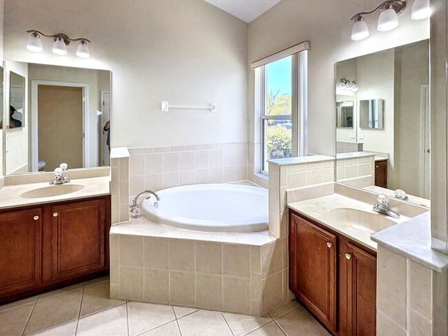 Building Photo - 10864 Cory Lake Dr