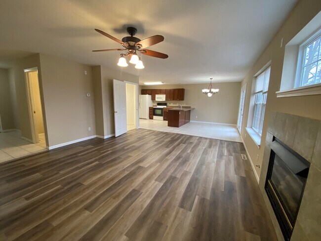 Building Photo - 5389 E Trikalla Dr