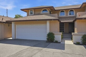 Building Photo - 22834 Banyan Pl