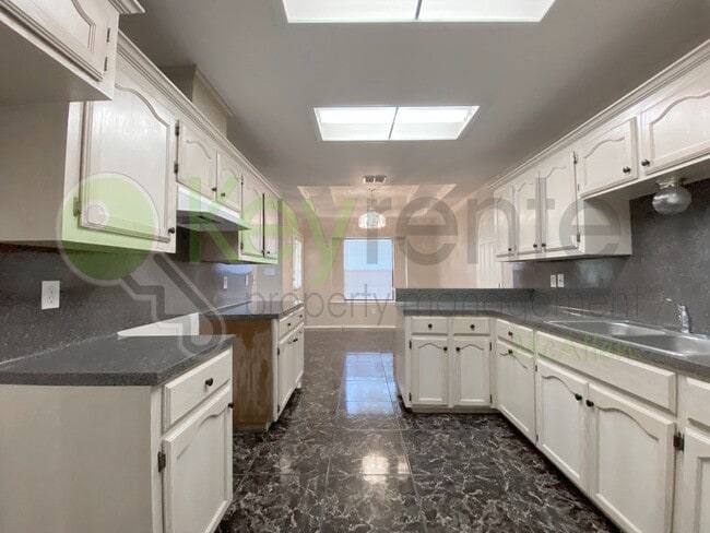 Building Photo - Beautiful 3bed/ 2bath home in Mission, TX