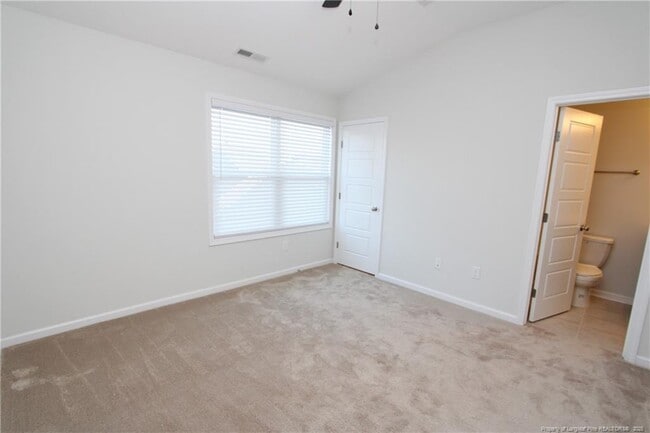 Building Photo - 1245 Russet Ln