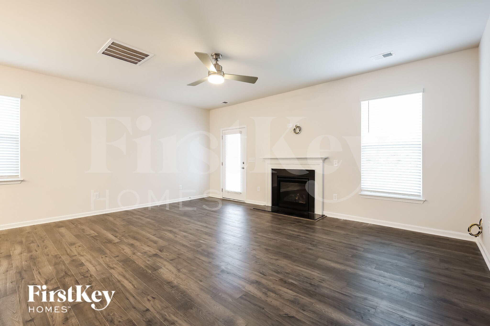 Building Photo - 107 Wild Lily Dr
