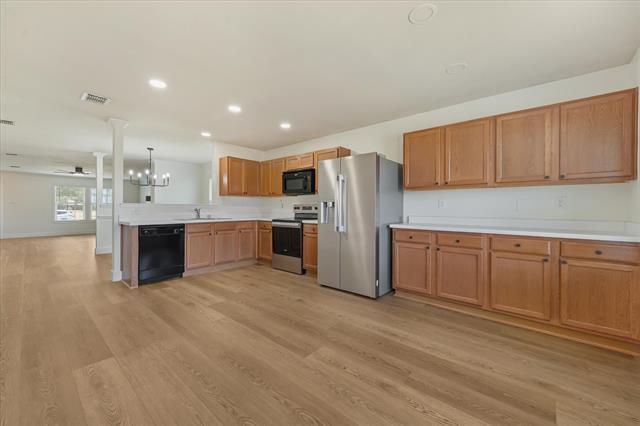 Building Photo - 6409 Saddleback Dr