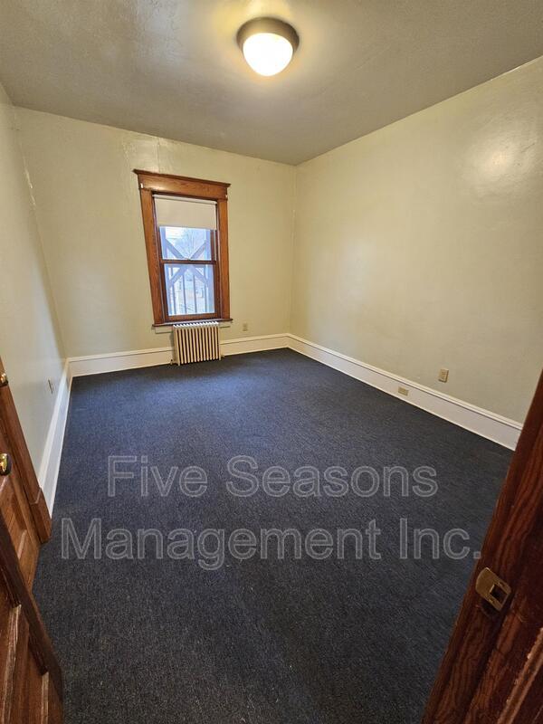 Building Photo - 38-40 Monroe Street - 2