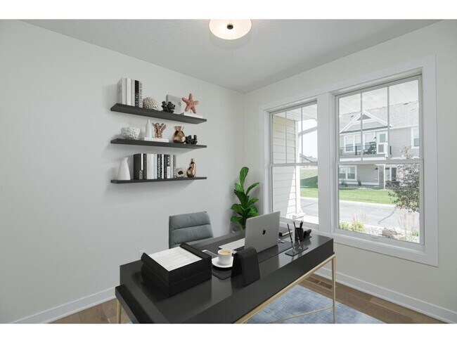 Building Photo - 1487 Belvior Ln NE