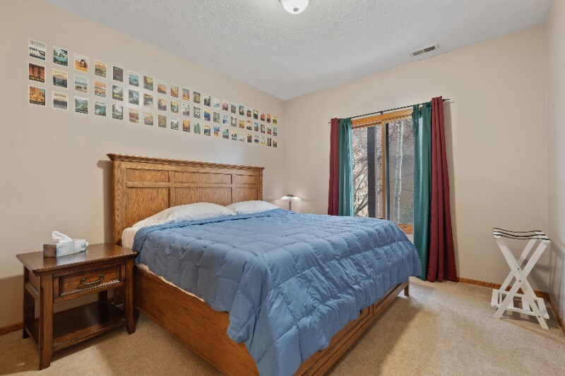 Building Photo - 6532 S Heughs Canyon Way