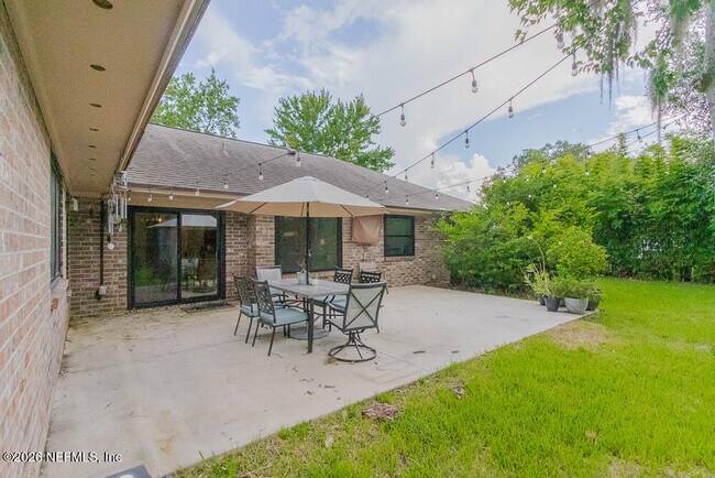 Building Photo - 3128 Old Port Cir W