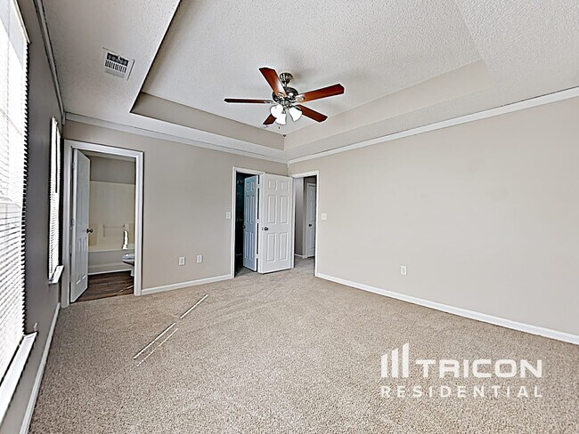 Building Photo - 177 Everett Park Dr