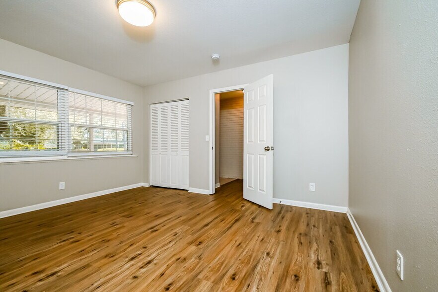 Building Photo - 7119 Lauder Pl