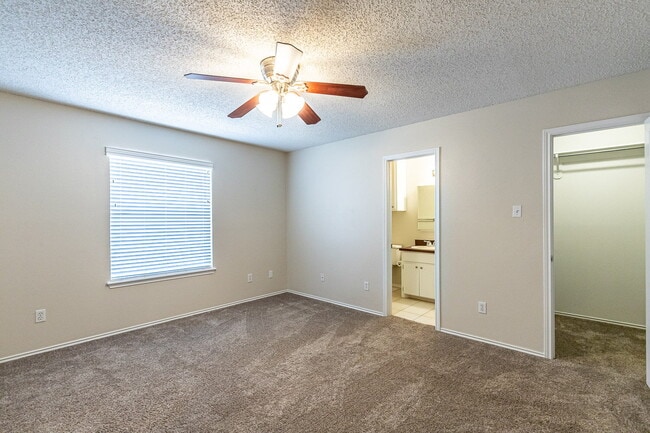 Building Photo - Wonderful 3-Bed, 2-Bath with Bonus Room in a Cul-de-Sac!