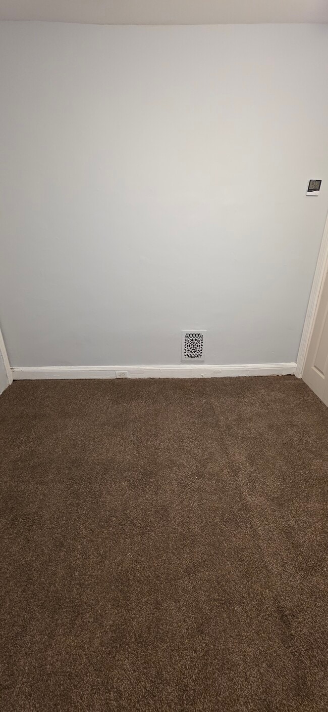 Building Photo - 1826 E Lafayette Ave