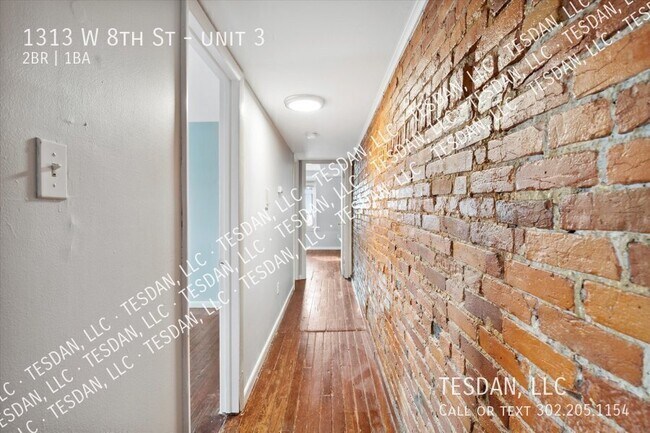 Building Photo - 1313 W 8th St