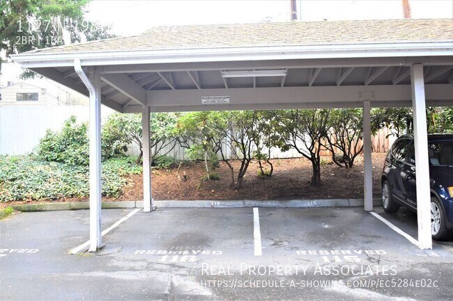 Building Photo - 1127 N 198th St