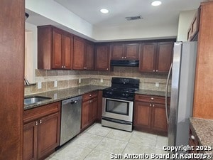 Building Photo - 311 Eland Dr