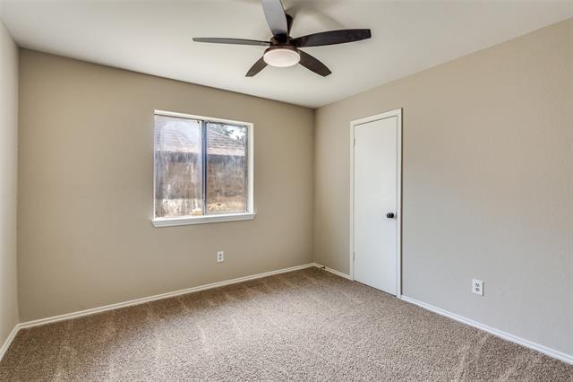 Building Photo - 825 Filmore Dr
